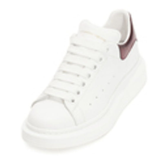 [DEFECTIVE] OVERSIZED TRAINER