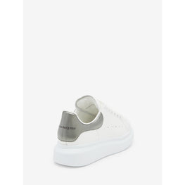[DEFECTIVE] OVERSIZED TRAINER