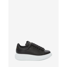 Oversized Sneaker