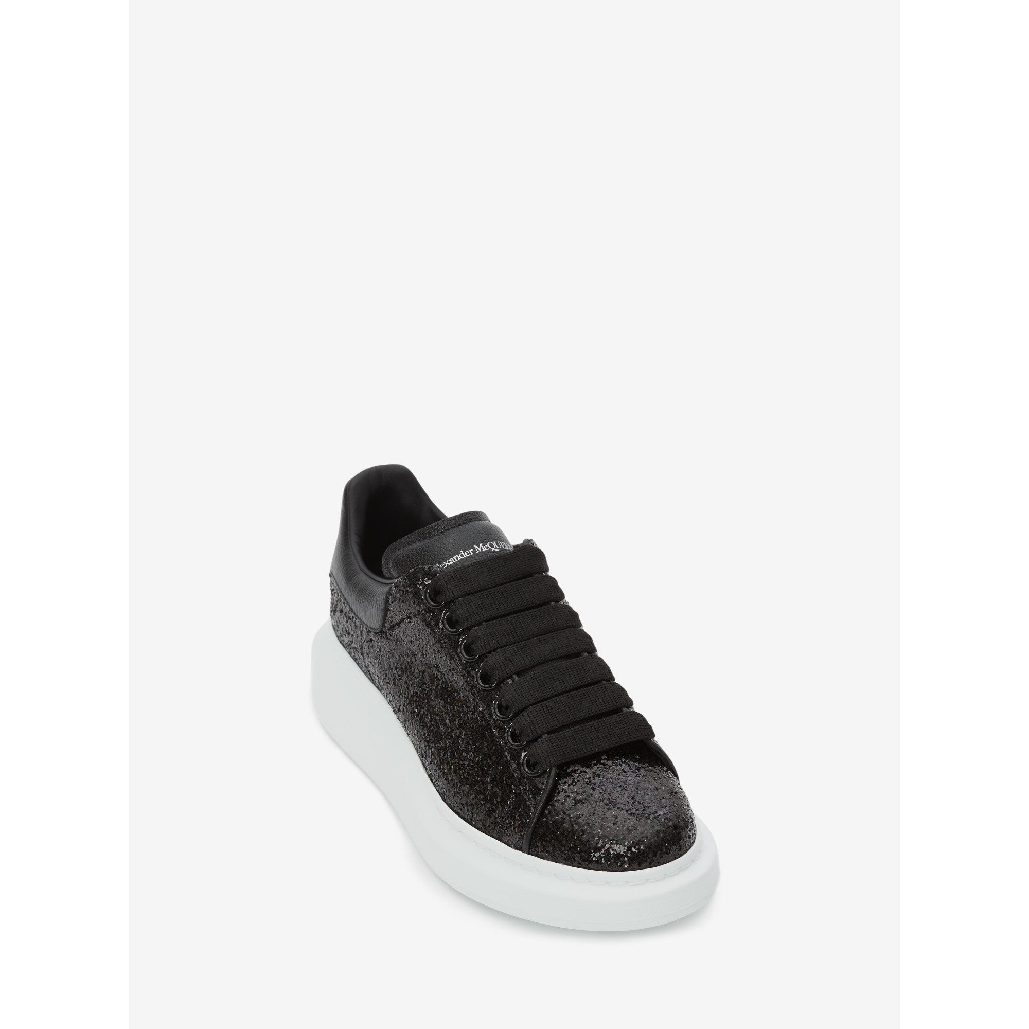 OVERSIZED TRAINER