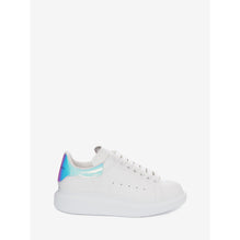 [DEFECTIVE] OVERSIZED TRAINER