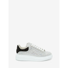 [DEFECTIVE] OVERSIZED TRAINER