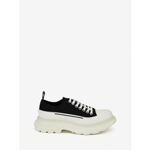 Tread Slick Lace Up