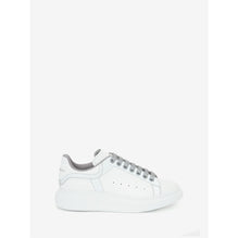 Oversized Sneaker