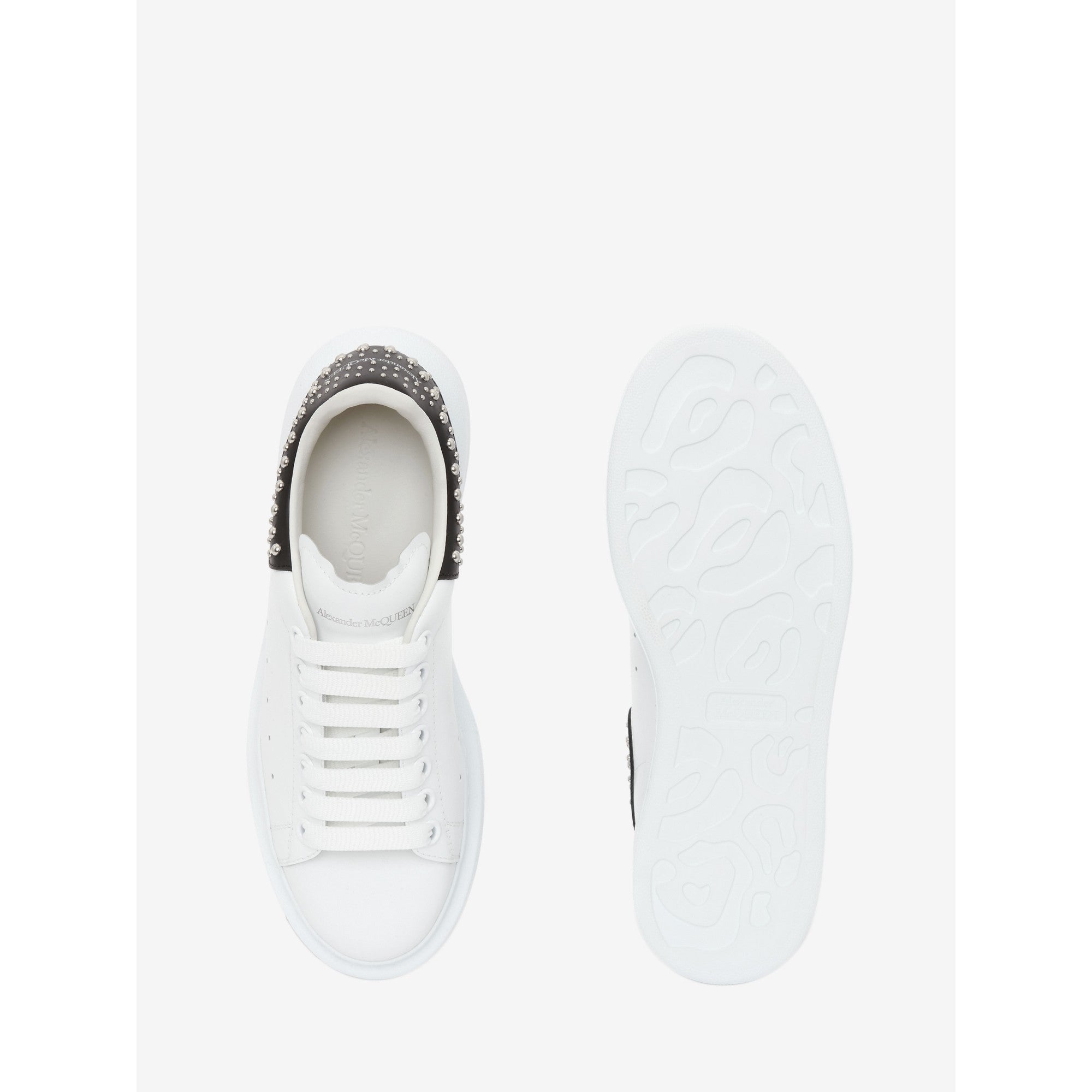 OVERSIZED TRAINER