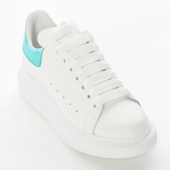 OVERSIZED TRAINER