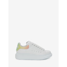 OVERSIZED TRAINER