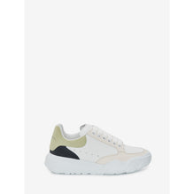 COURT TRAINER