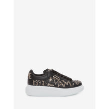 OVERSIZED TRAINER
