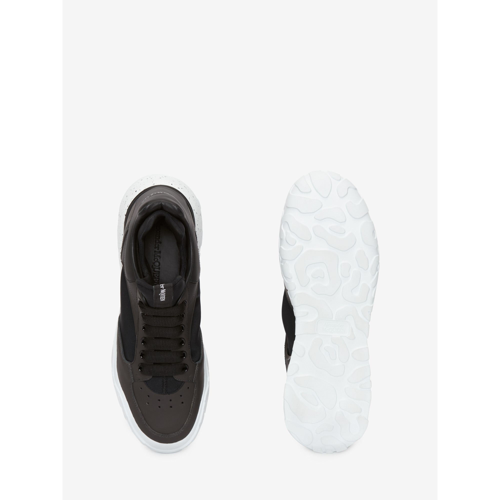 COURT TRAINER