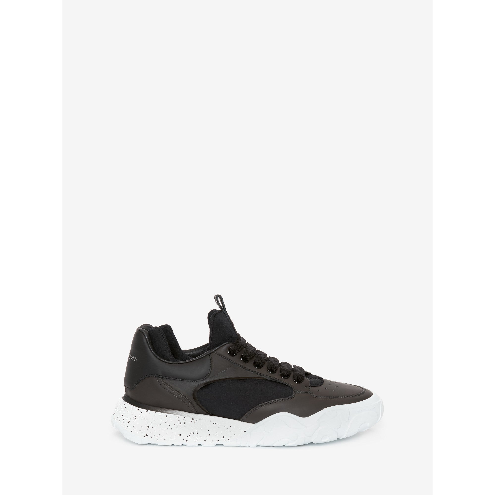 COURT TRAINER