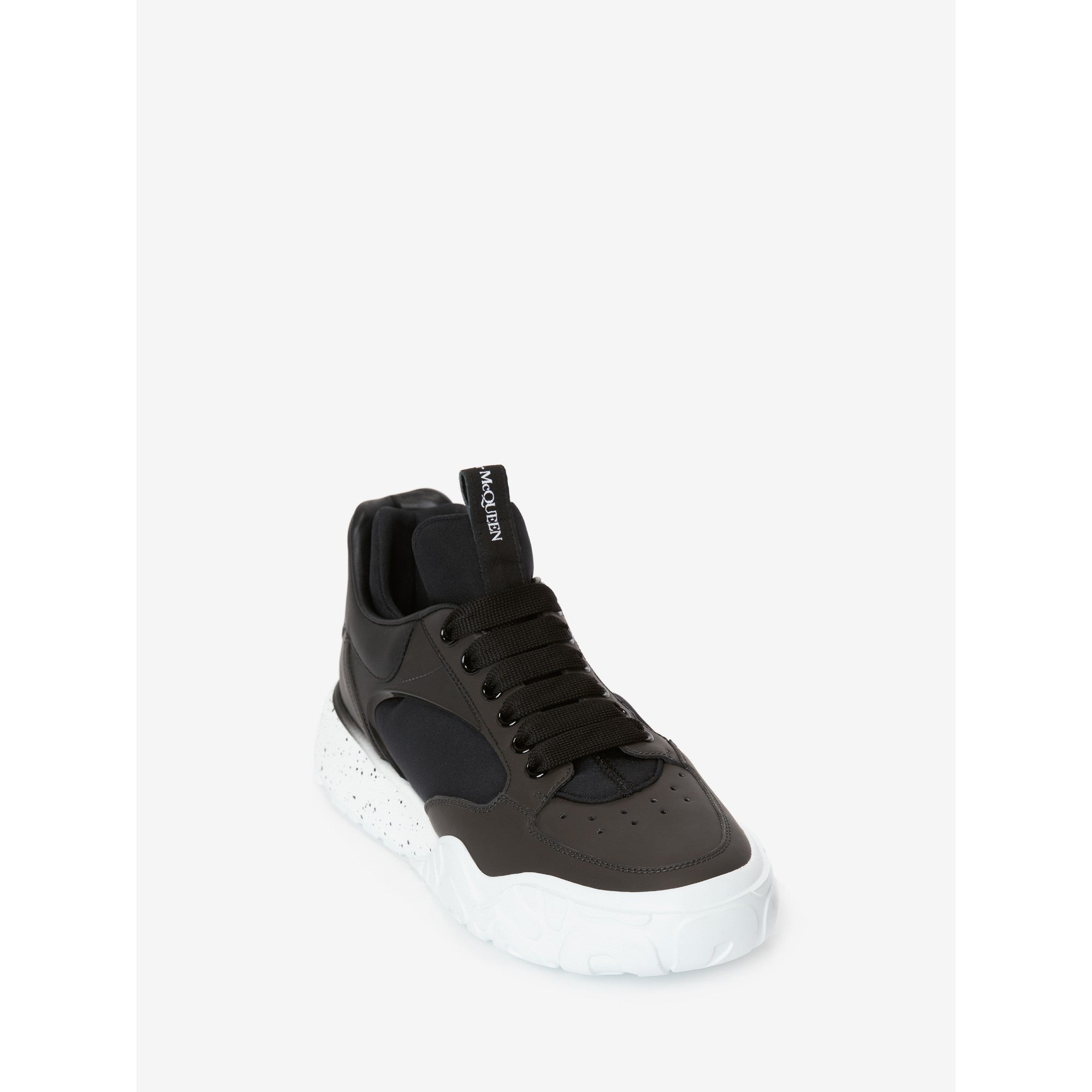 COURT TRAINER