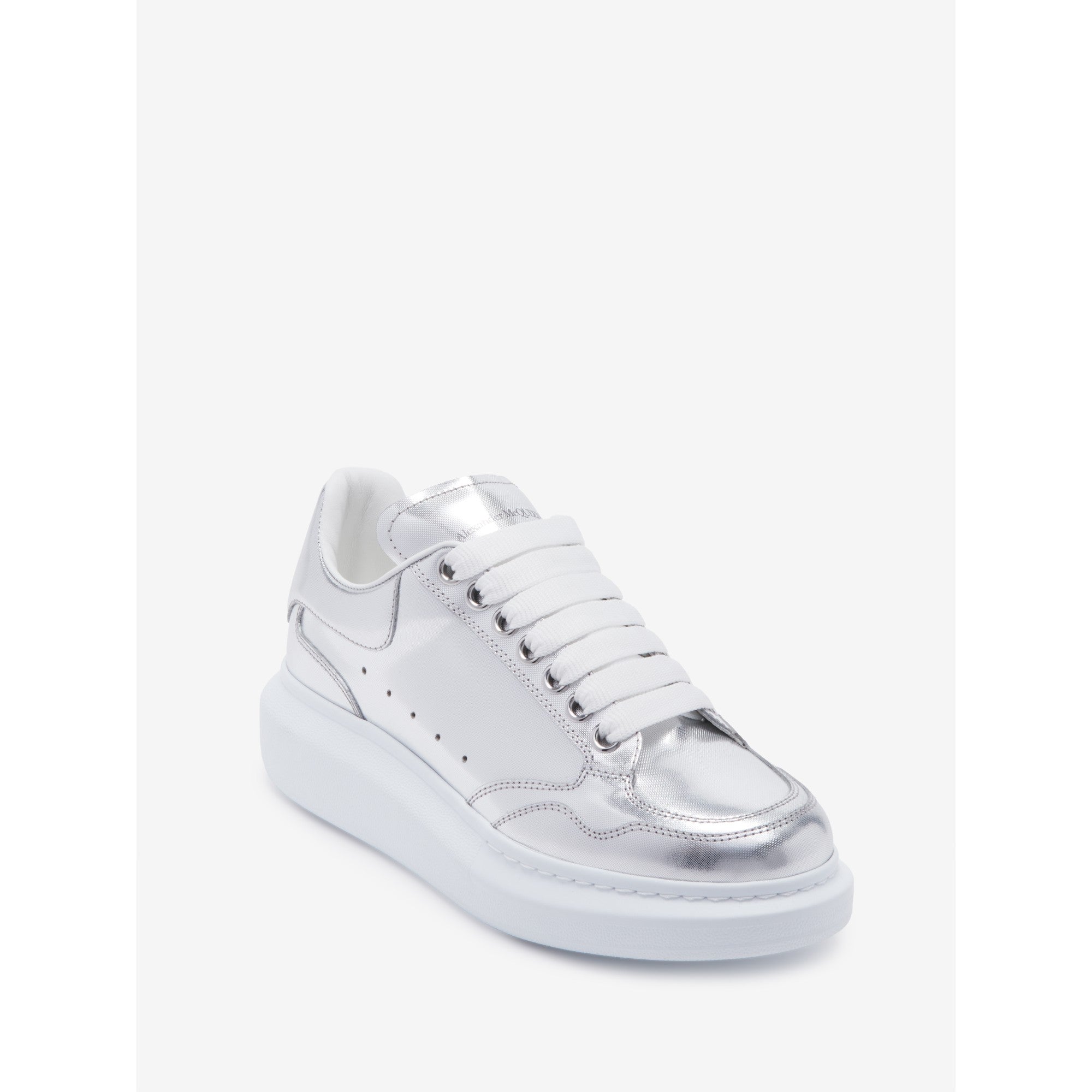 OVERSIZED TRAINER
