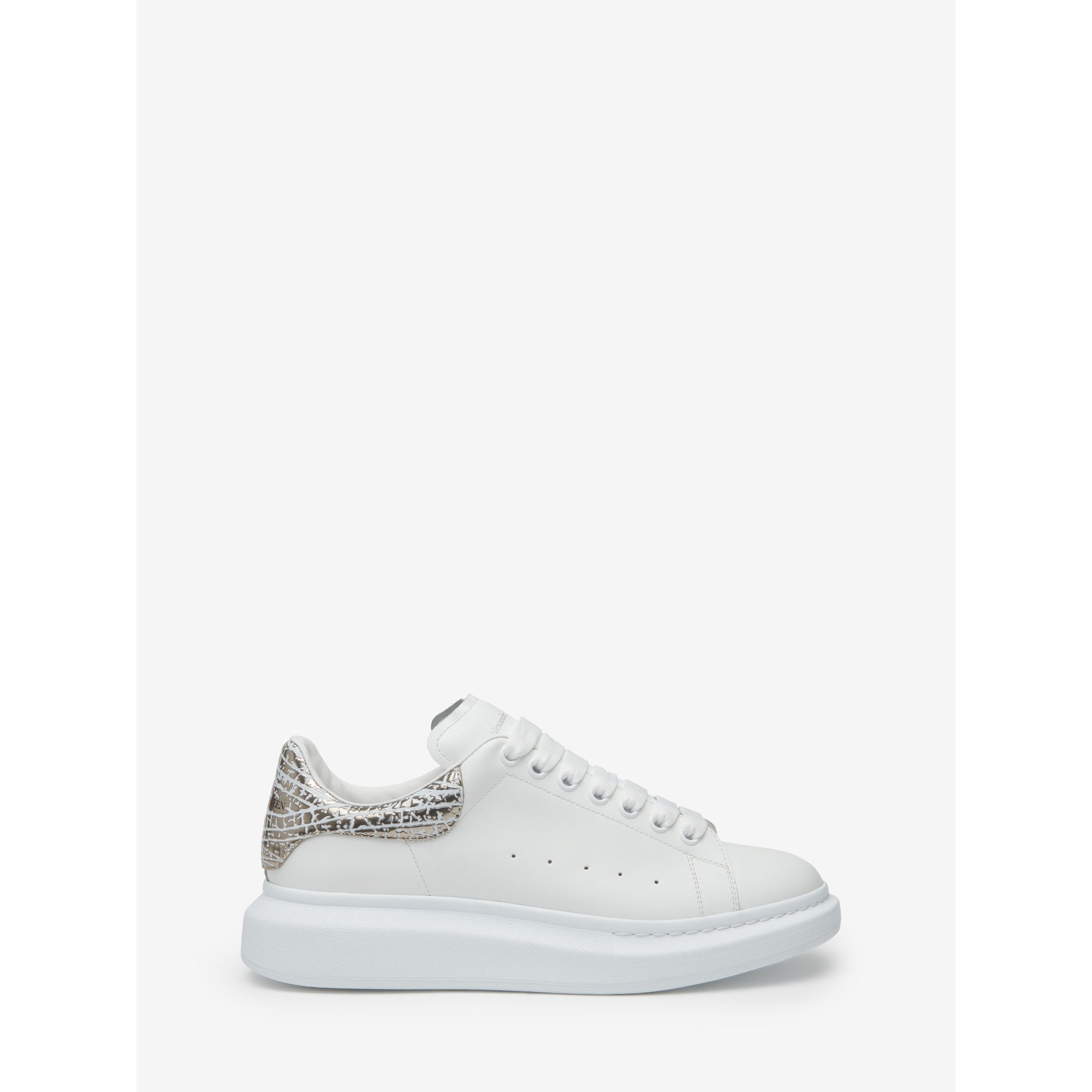 OVERSIZED TRAINER