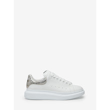 OVERSIZED TRAINER