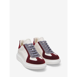 Oversized Retro Sneaker