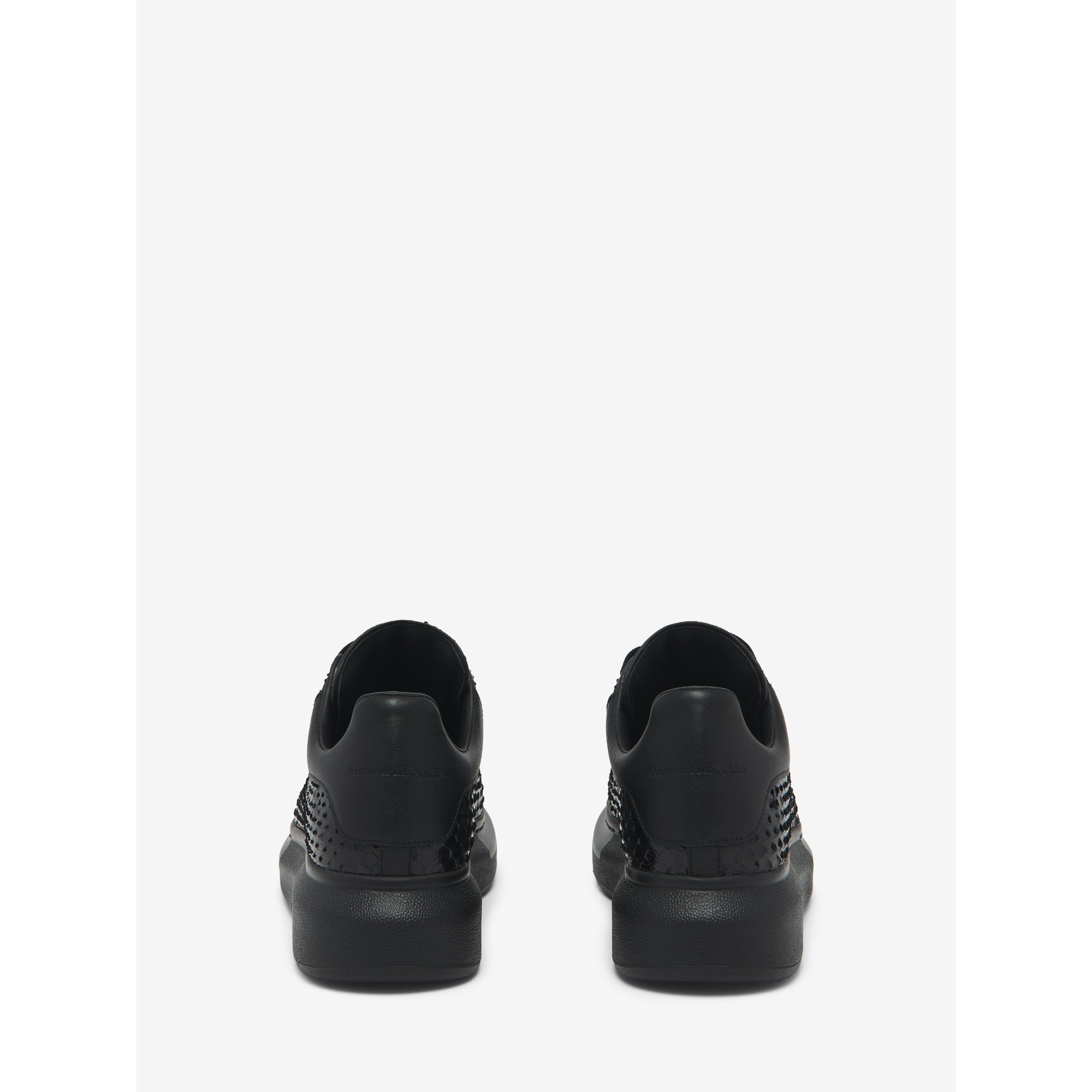 OVERSIZED TRAINER